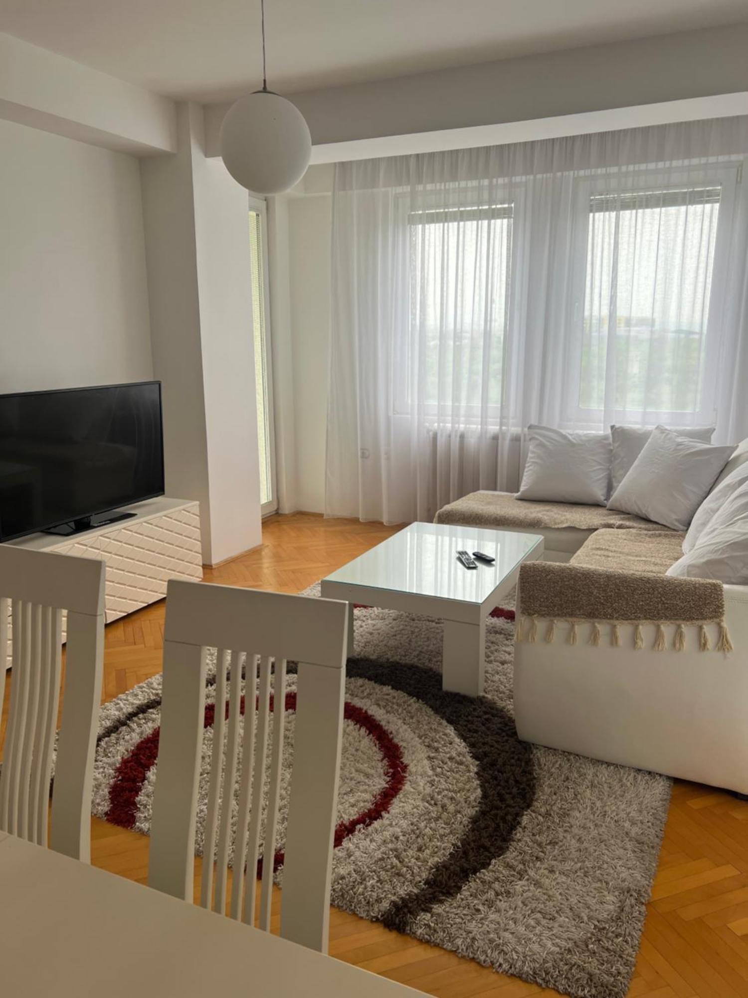 Karas Apartments Szkopje Kültér fotó